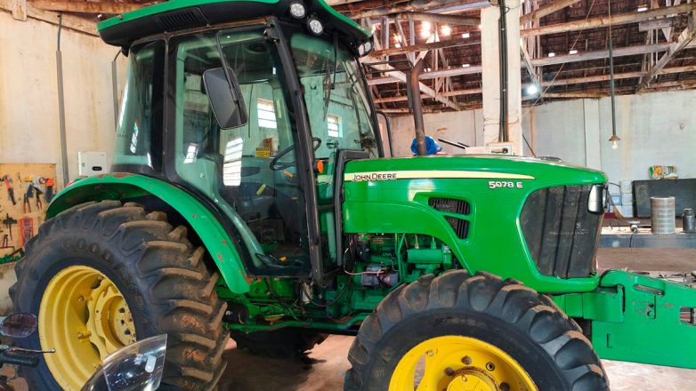 Vendo Trator John Deere Ano 2013 Modelo 5078E